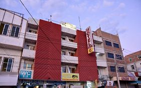 Hotel Topacio  4*